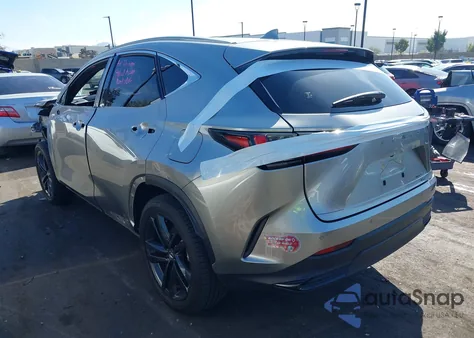 2024 Lexus Nx 450H+ Luxury z USA, uszkodzony, nr VIN JTJHKCFZ2R2028725